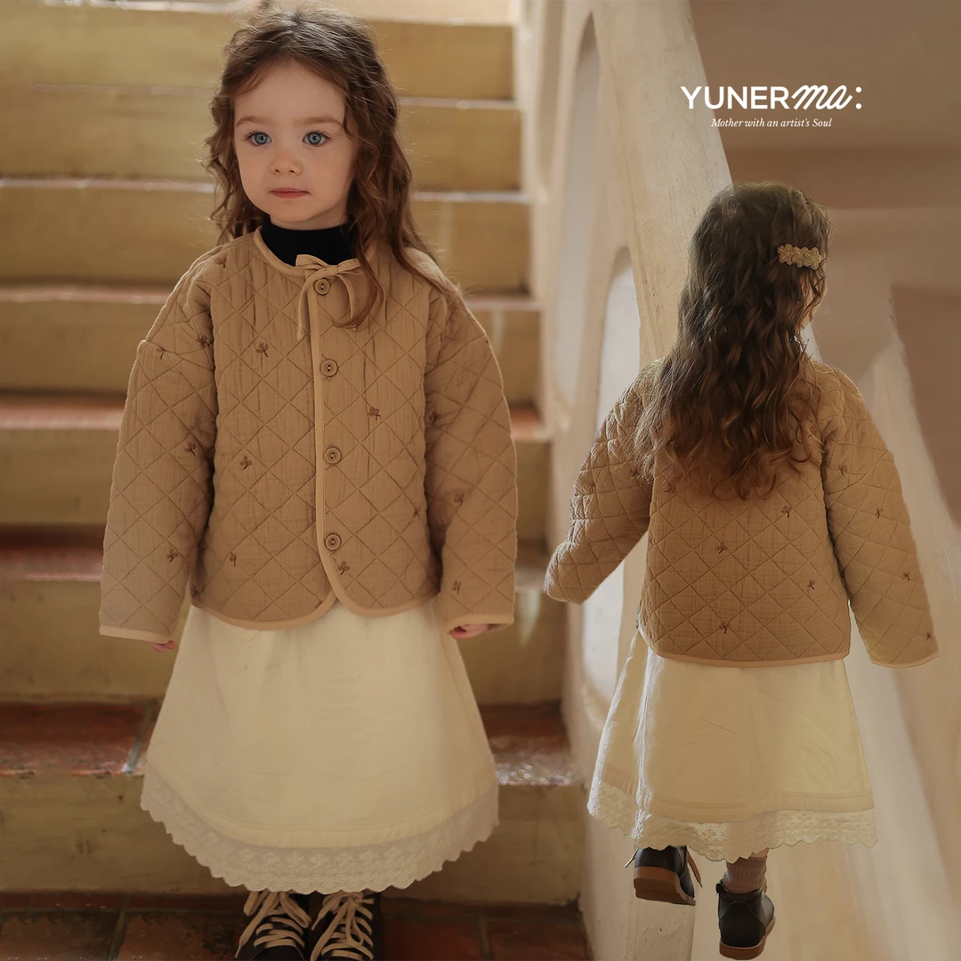 宝宝幼儿园小众复古蝴蝶结气质棉服允儿妈女童秋装百搭棉衣上衣潮