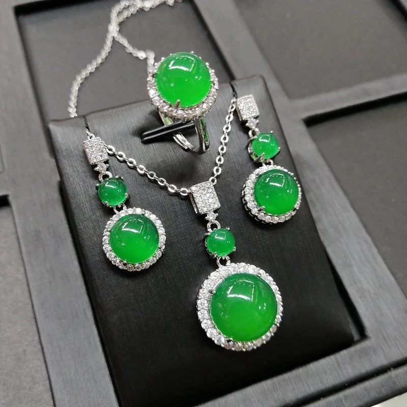 精品-新款天然玉髓镶嵌圆形三件套绿色圆满套装戒指项链耳钉女