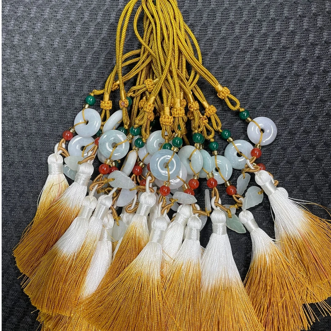 翡翠平安扣叶子车挂（多样性一件发）