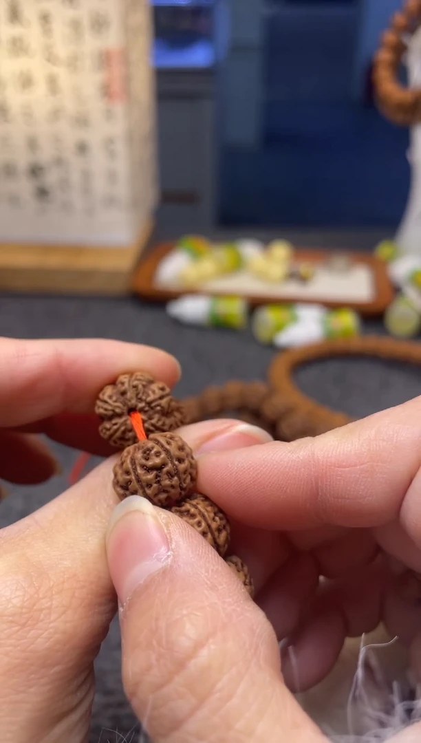 【闪购商品】金刚菩提手串13-14mm左右绝情梅花六瓣单圈