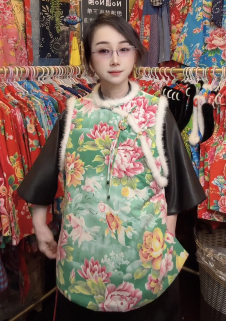 返潮复古棉马夹，非遗传统手工制作，有意者直播间订制选款