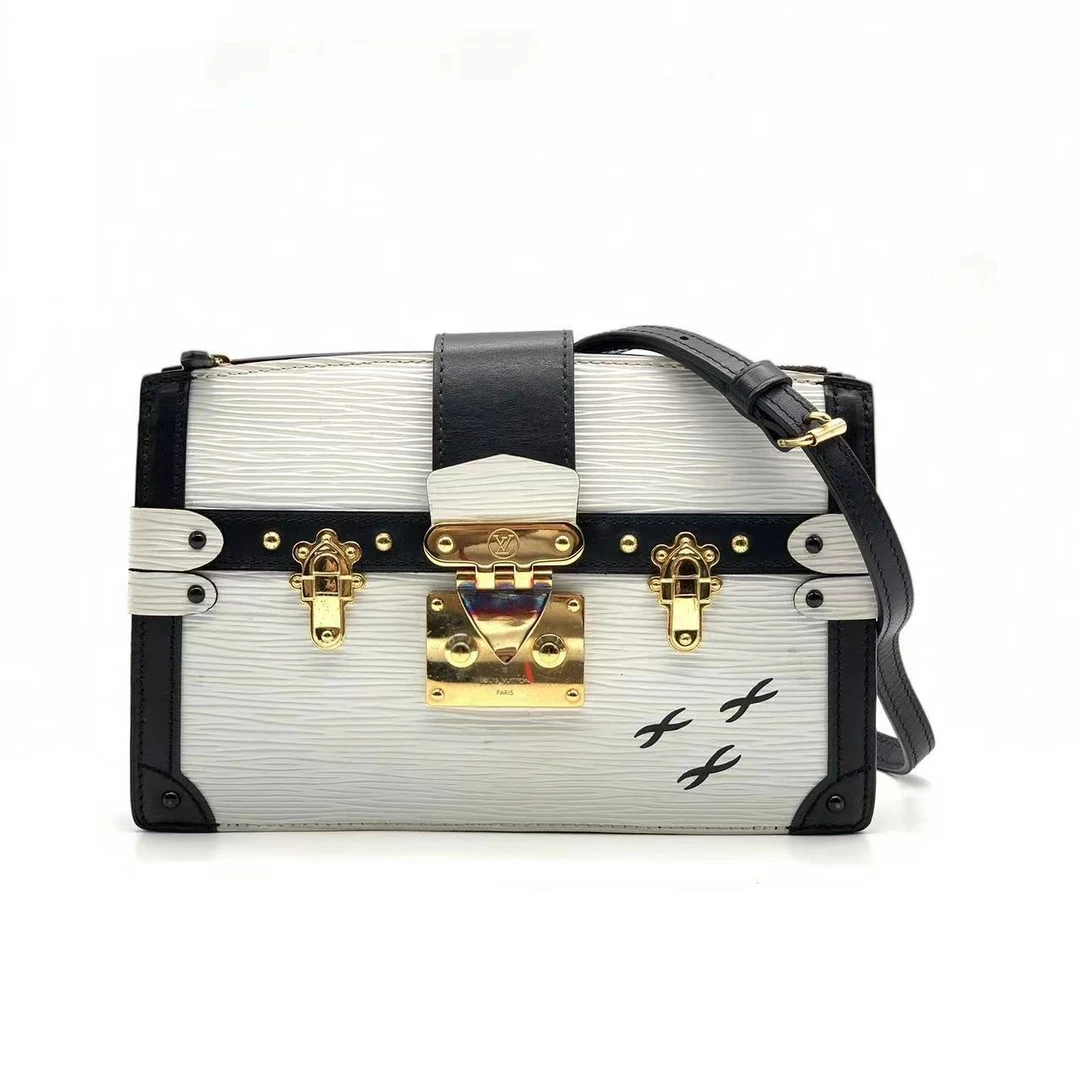 95新 LouisVuitton/路易威登 熊猫色水波纹软盒子包