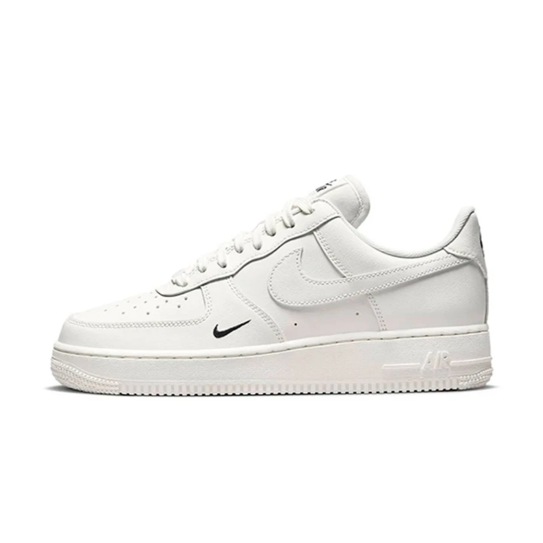 NIKE/耐克女子空军 Air Force 1 ’07 百搭时尚缓震板鞋 HF1058133