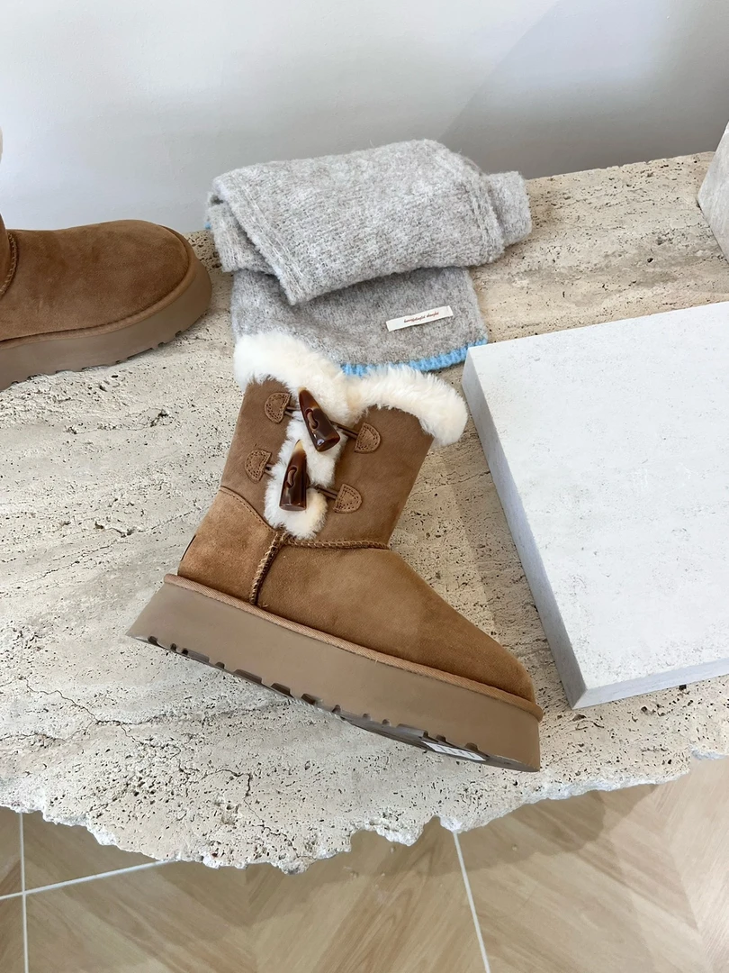 【厚底二粒牛角扣】厚底冬季桑坡保暖防滑时尚雪地靴