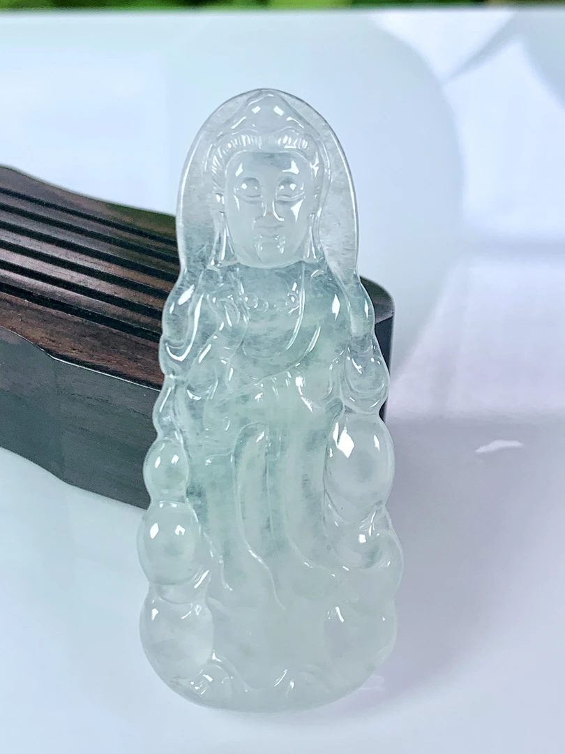 缅甸天然A货翡翠，冰种通透观音吊坠挂件887