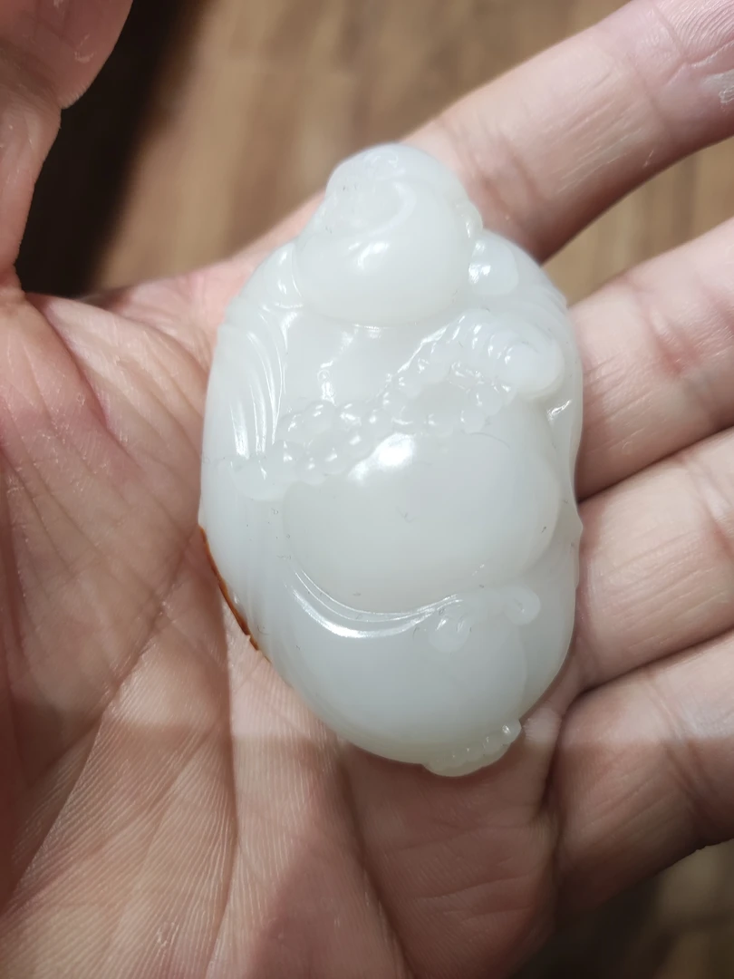 精品和田玉佛公手把件