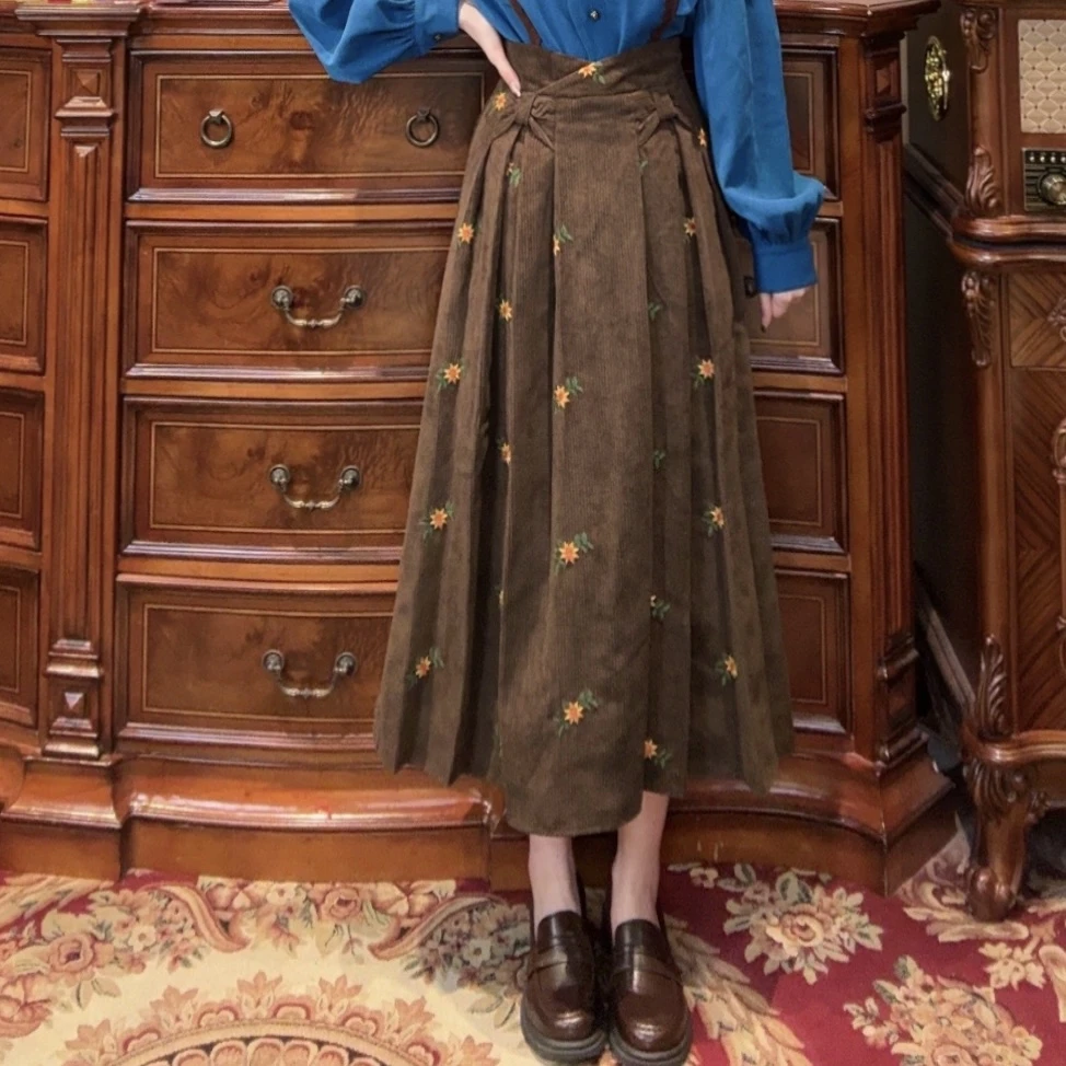 现货【一生罗曼】复古刺绣设计感后腰松紧蝴蝶结半身裙B920