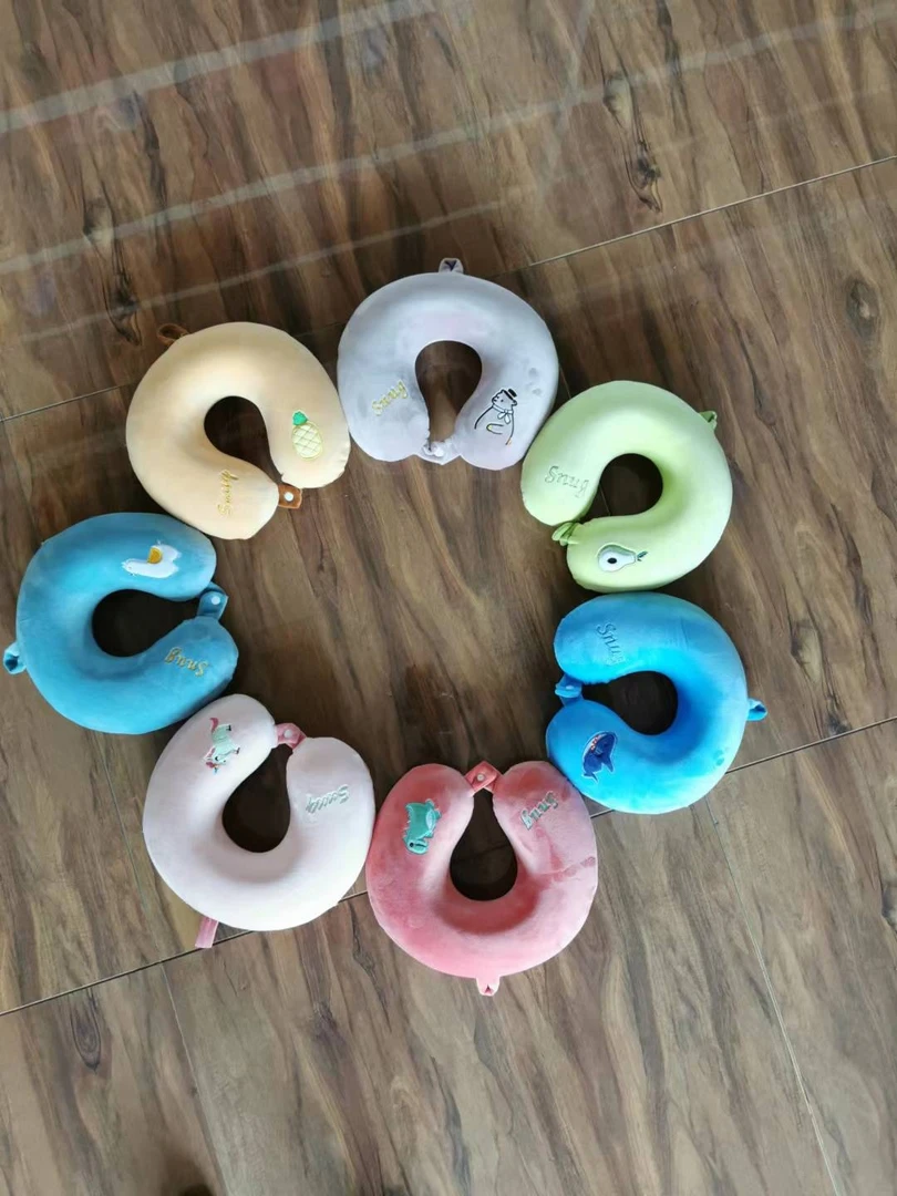 卡通版记忆棉颈枕，