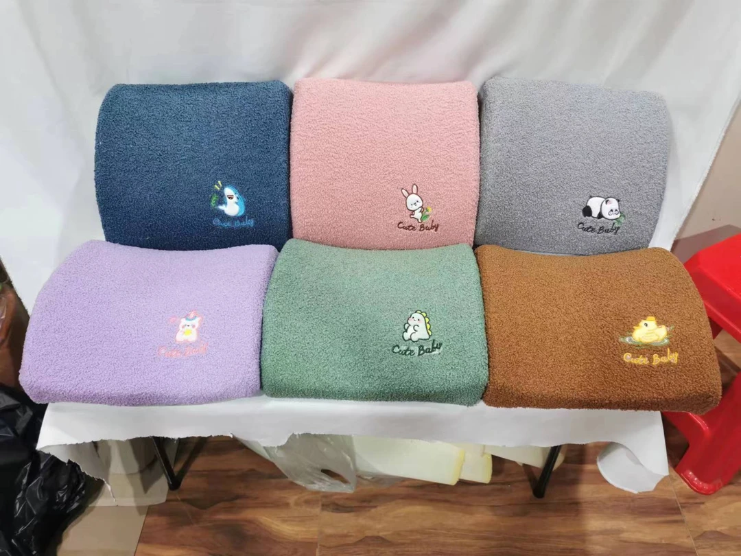 卡通版记忆棉腰靠