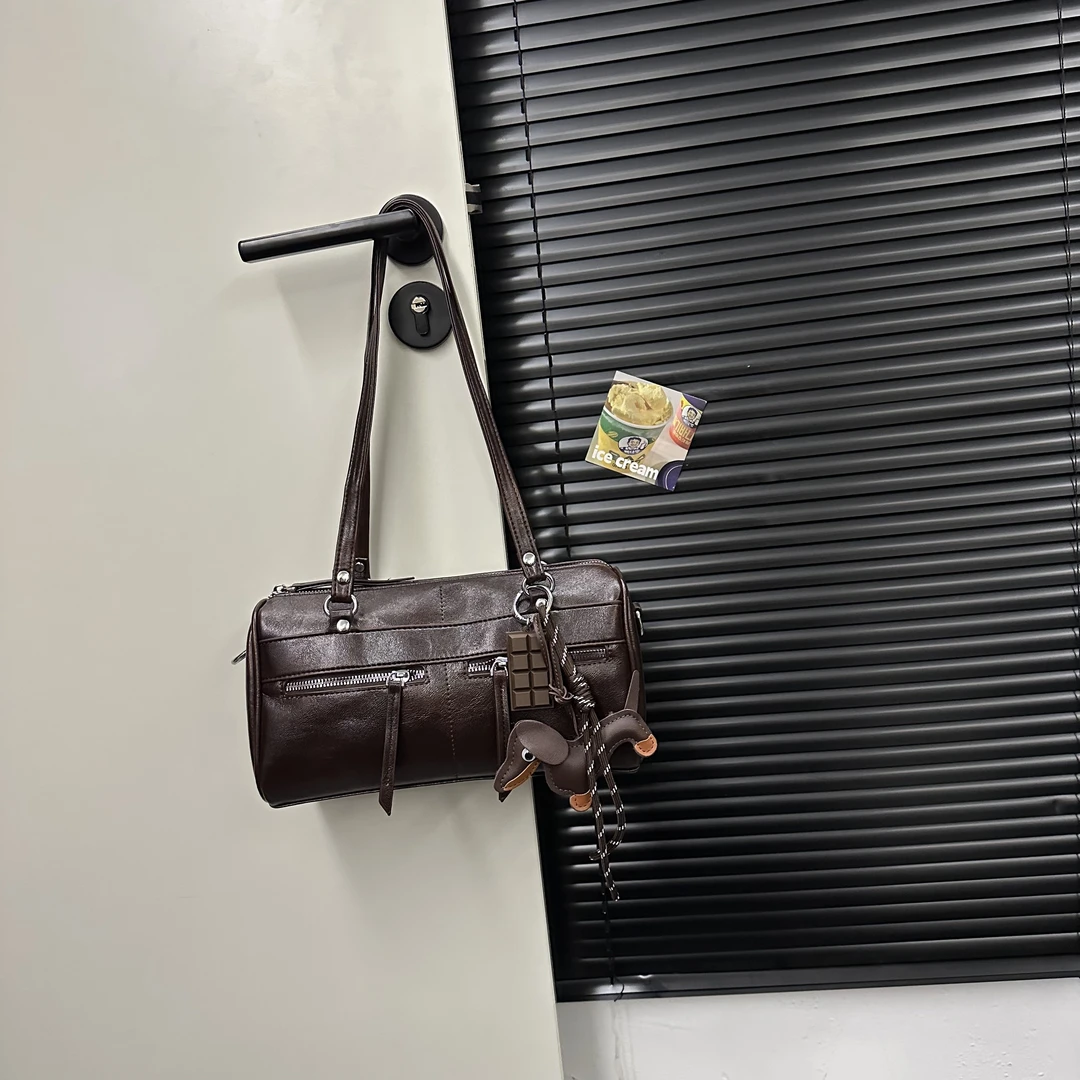 2024秋冬新款小众百搭雅丹系单肩包枕头包复古美式腋下包A153