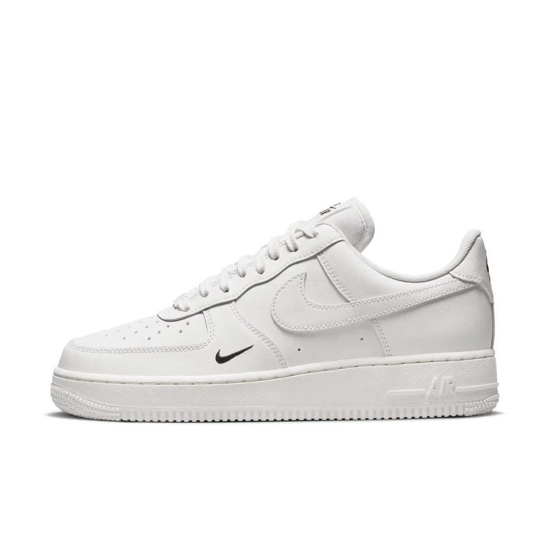 Nike耐克女子低帮空军一号AF1白色百搭舒适板鞋休闲鞋HF1058-133
