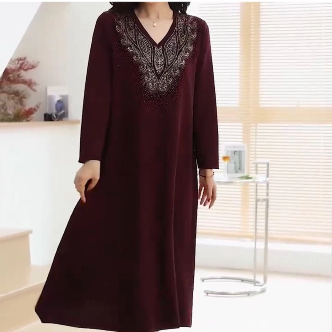 【秋冬新款】重工烫钻中年妈妈秋冬长袖显瘦V领百搭针织裙23-7