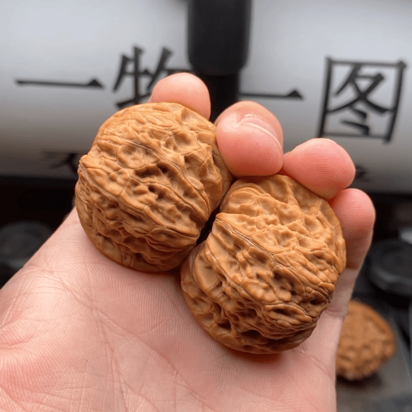 【闪购商品】文玩核桃吊坠一****啊38磨盘