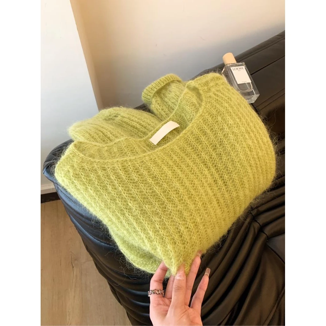 青草绿色针织衫毛衣慵懒版女秋冬内搭打底衫毛衫小众韩系休闲衣服