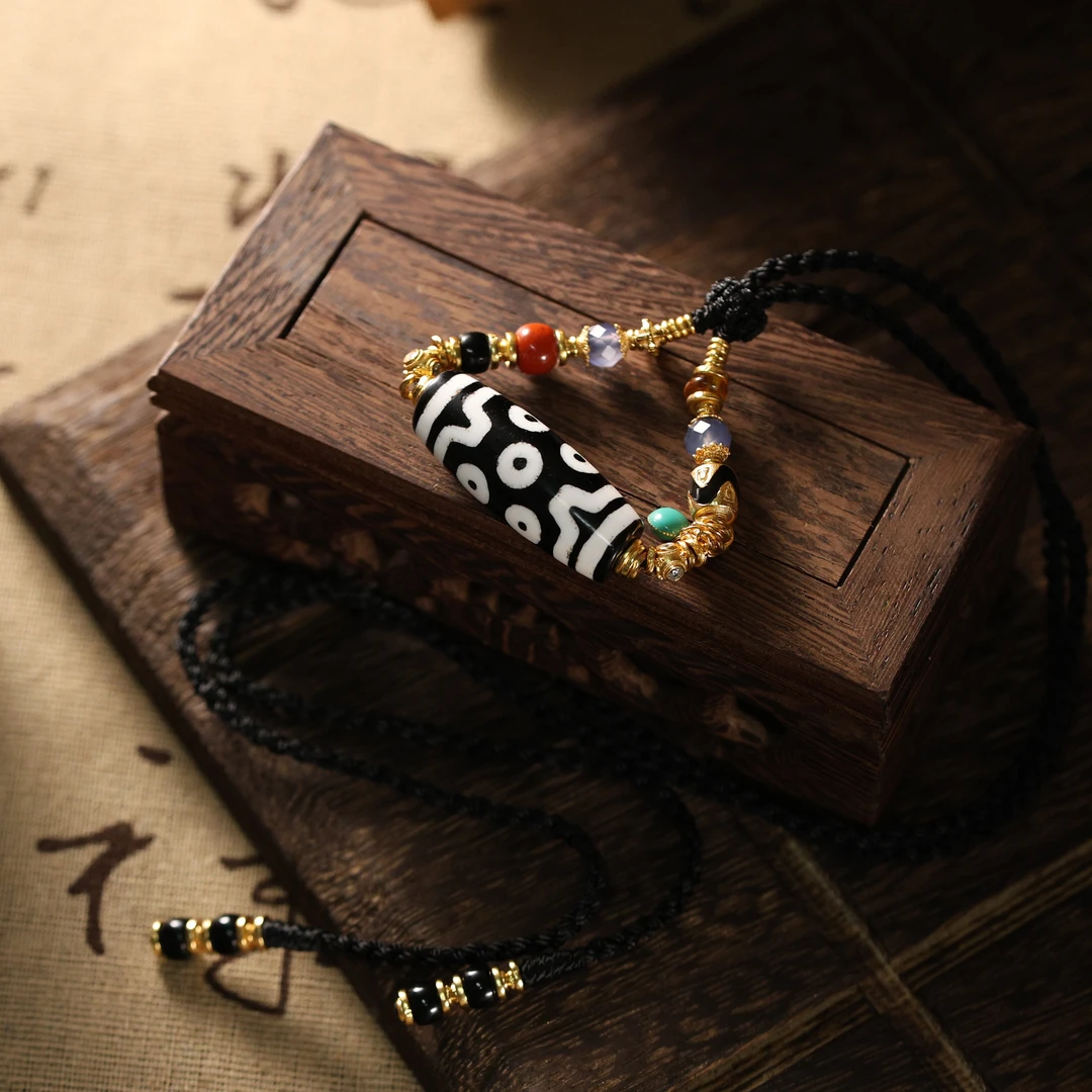 壹加林妹妹 | 玛瑙小卢设计款博古锁骨链多样性发其一