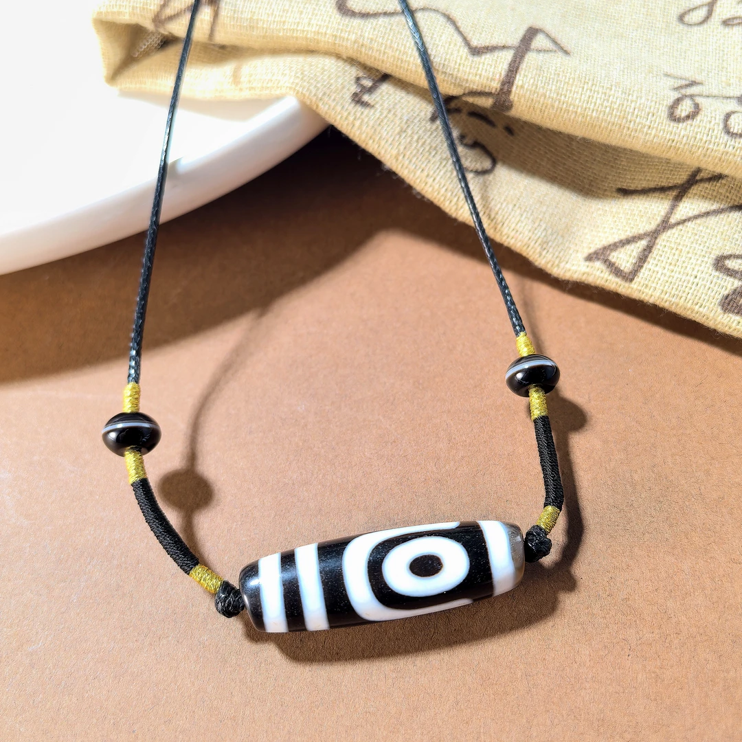 壹加林妹妹 | 玛瑙如意二眼横款锁骨链