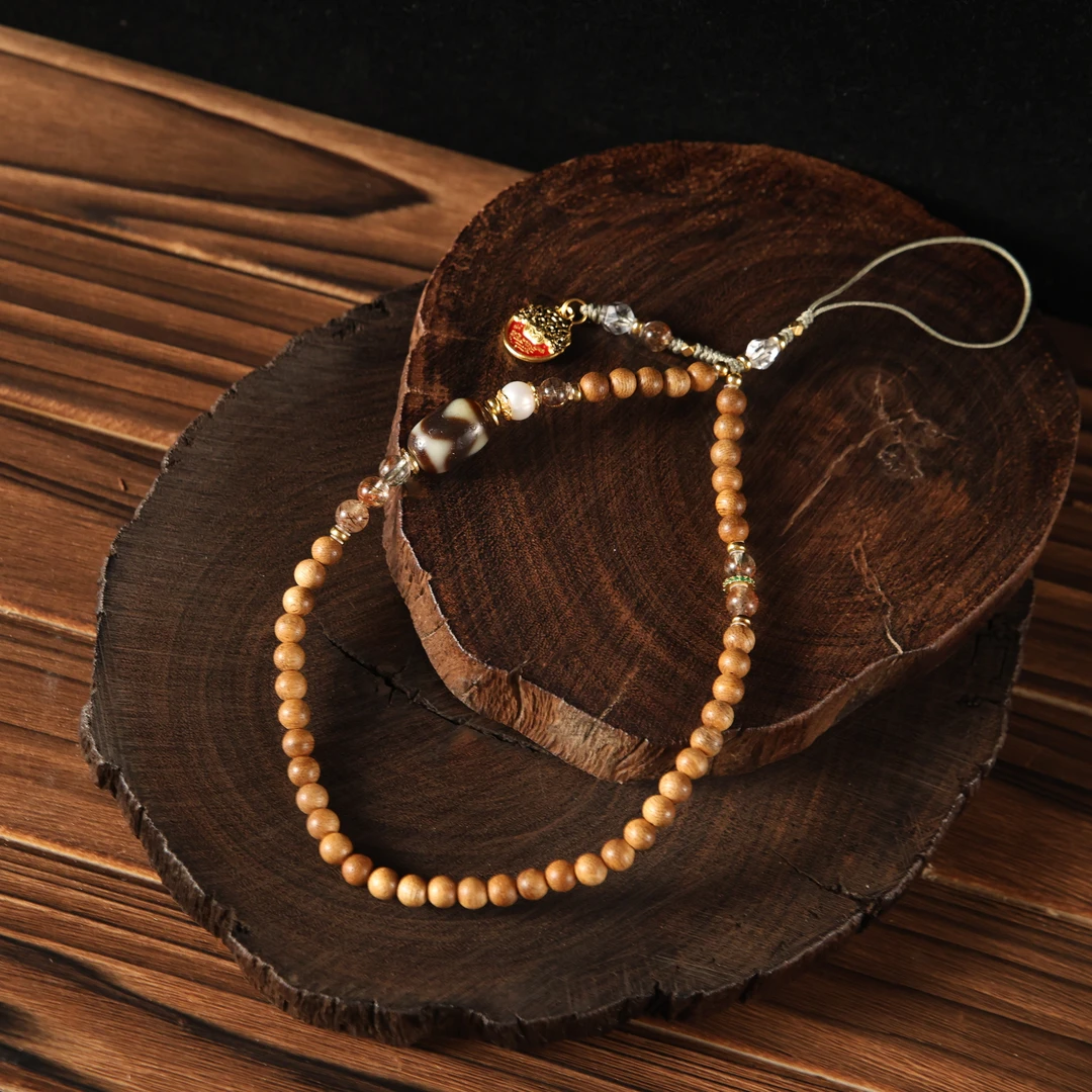 壹加 | 玛瑙上肯牙牙手机挂