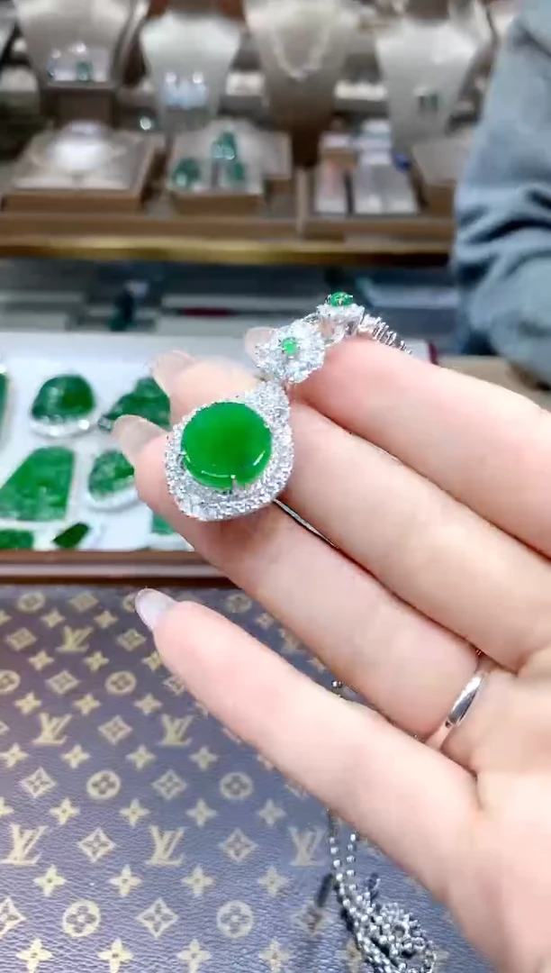 【闪购商品】翡翠颈饰银S925镶嵌A05无事牌发一件