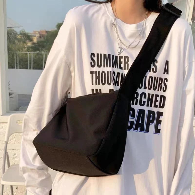 可爱推荐 2155大胃王经典斜挎包