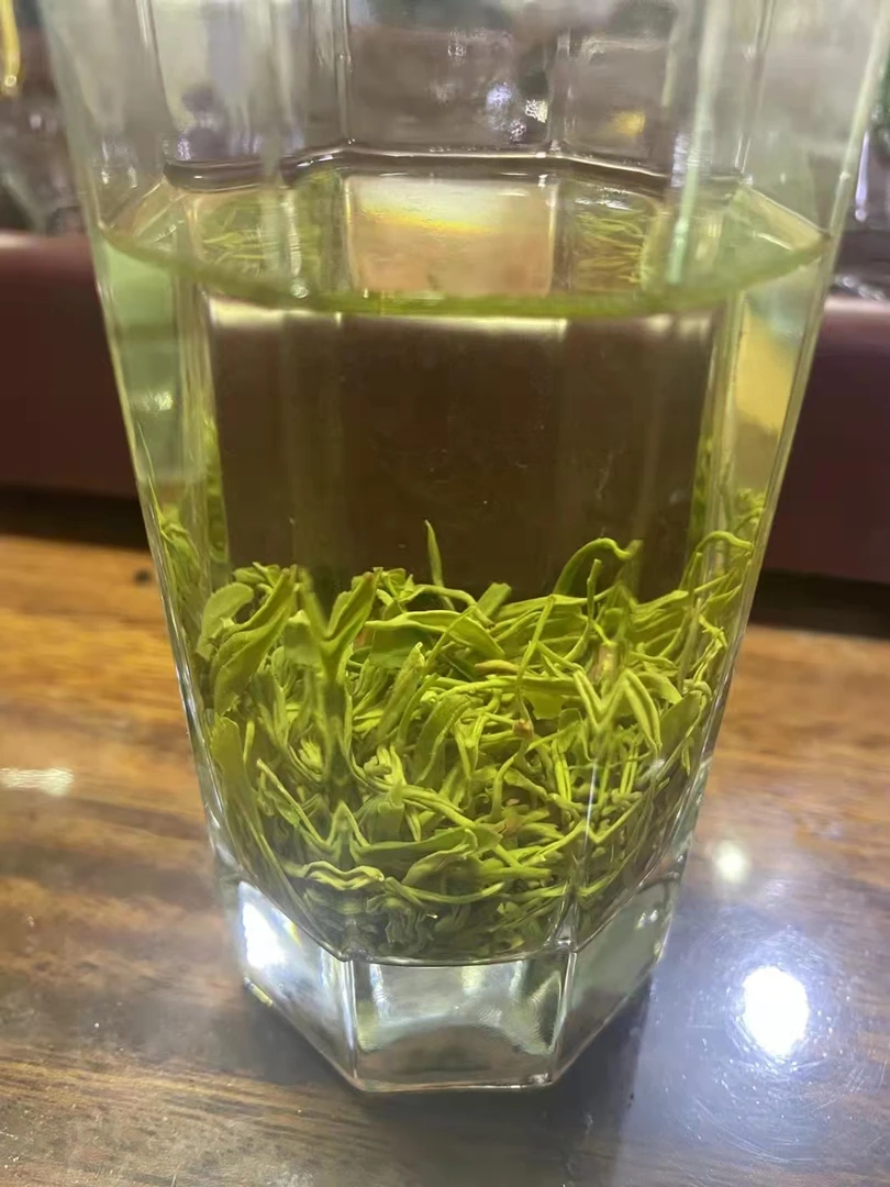 半谷茶行刘丹推荐贵州绿茶--湄潭毛峰