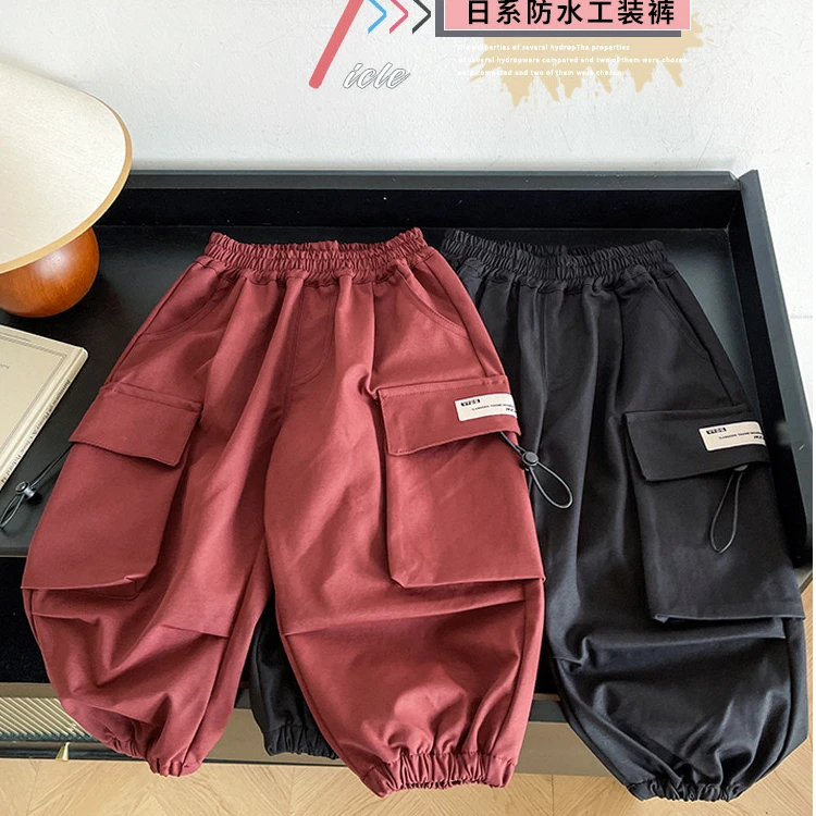 子航同款 秋季新款儿童口袋贴标工装休闲裤QK6010