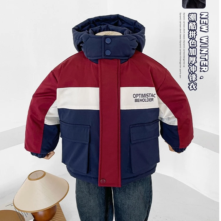 子航同款 冬季新款儿童韩版撞色加厚连帽子字母外套ds6103