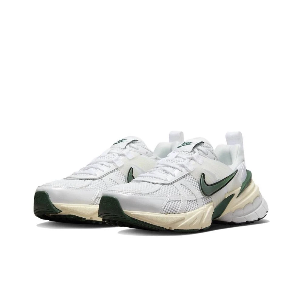 Nike/耐克女子奶白色橄榄绿V2K复古跑鞋老爹鞋 FD0736-101