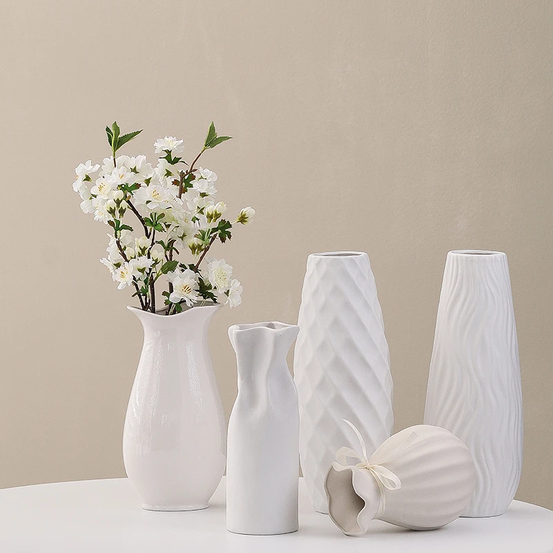 现代陶瓷花瓶插花满天星绿萝水培富贵竹干花假花白客厅家居插花器