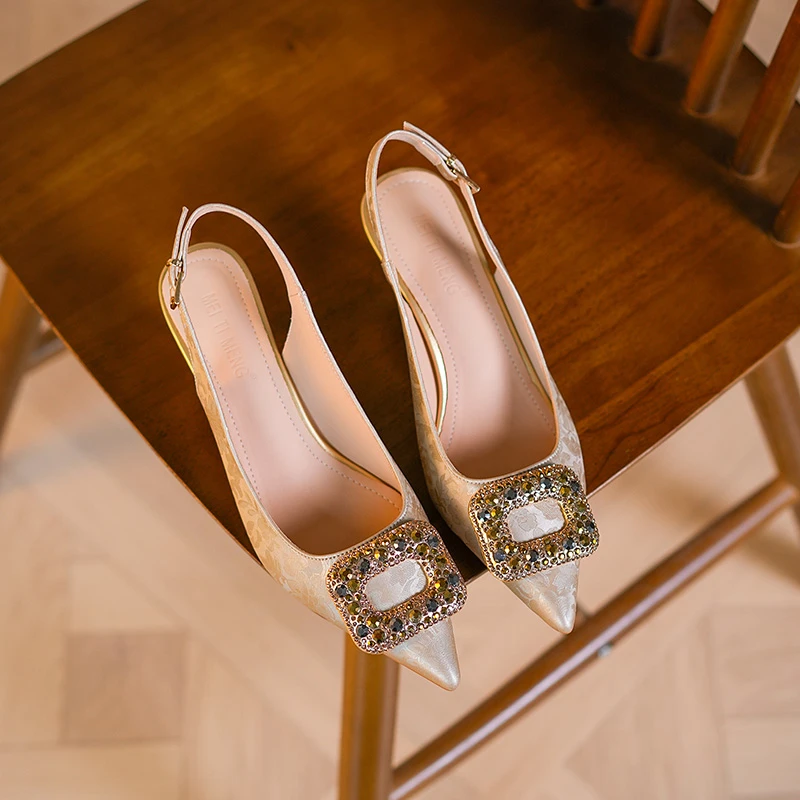 夏季中国风气质百搭细跟法式尖头小众设计感浅口中跟一字带凉鞋