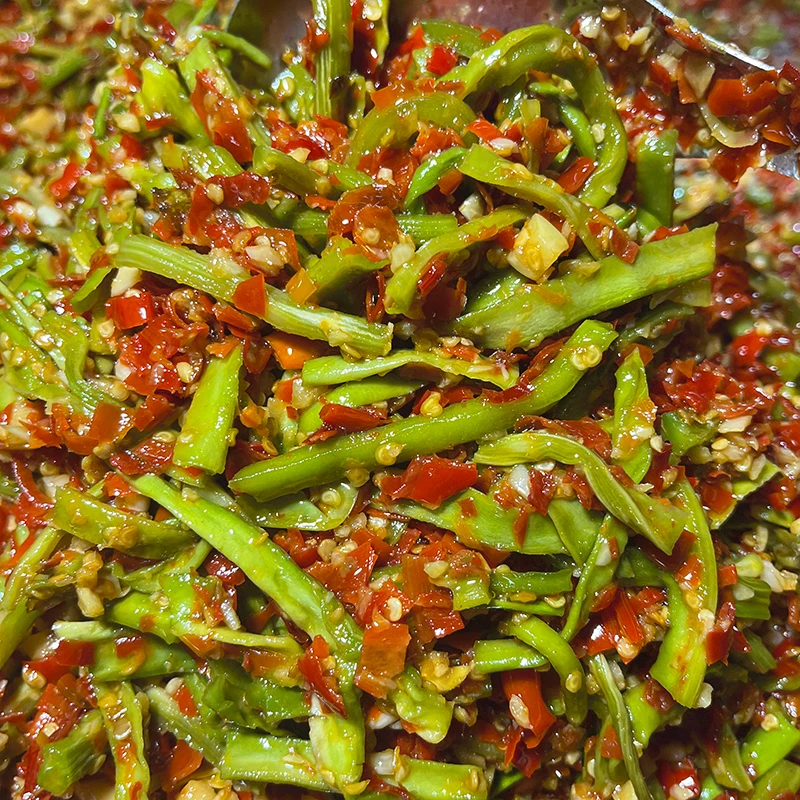 江西佐饭哥特色脆辣贡菜香辣开胃嘎嘣脆下饭菜酱菜即食瓶装280克