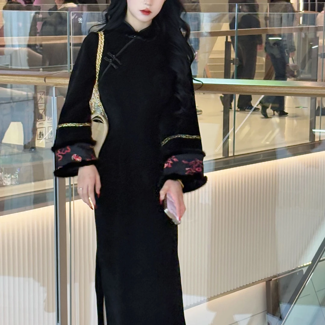 画报夫人原创自制新中式国风秋冬厚款雪尼尔旗袍连衣裙 黑木丹