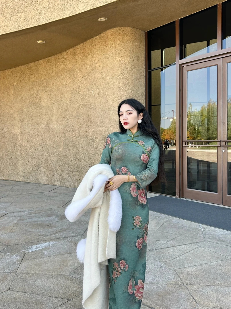 画报夫人原创自制新中式厚款国风包边旗袍连衣裙，幽兰香