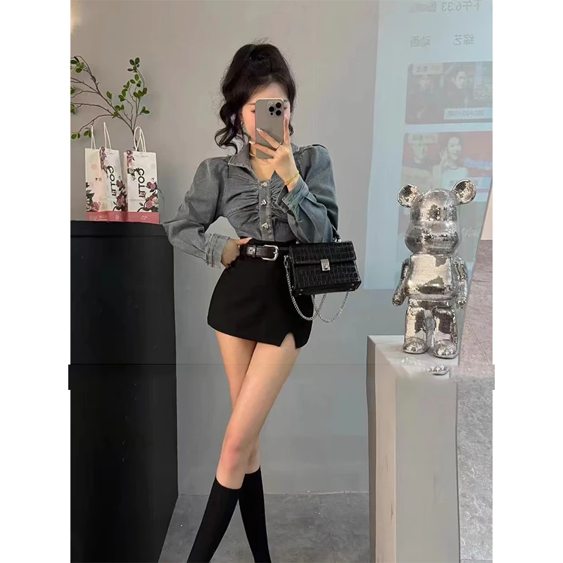 秋季设计感百搭短款v领褶皱爱心纽扣纯欲牛仔衬衫开叉短裙套装