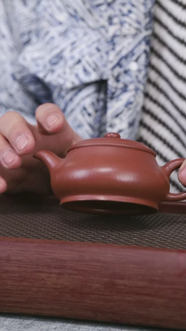 【闪购商品】紫砂红降坡明炉9号160CC微微暇