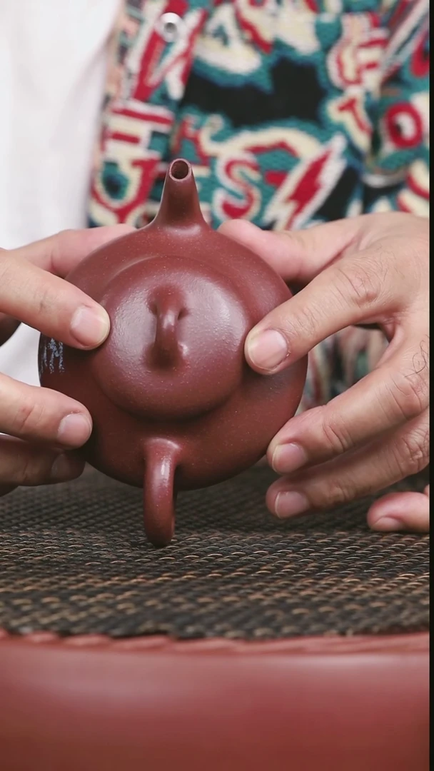 【闪购商品】紫砂台西底槽清汉棠石瓢31号180CC微微暇