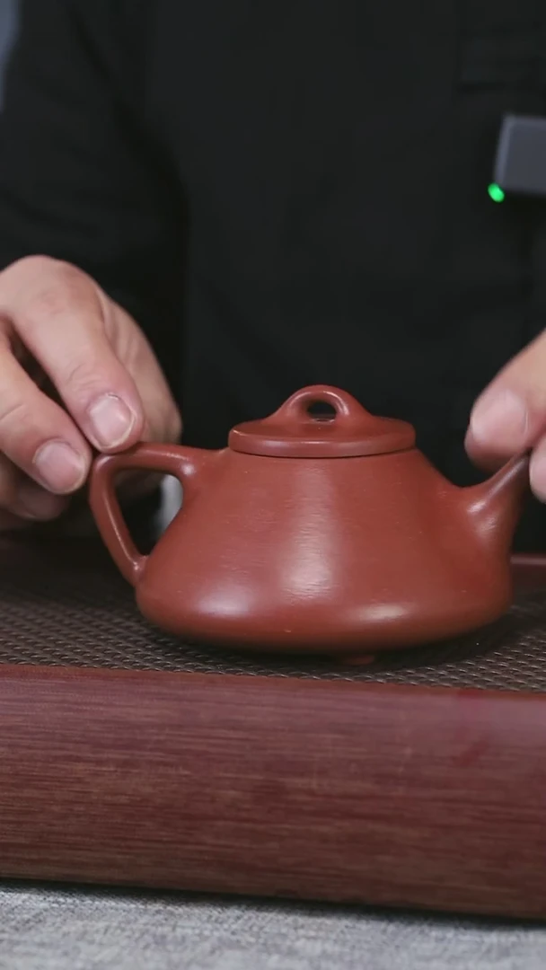 【闪购商品】紫砂红降坡子冶石瓢34号200CC