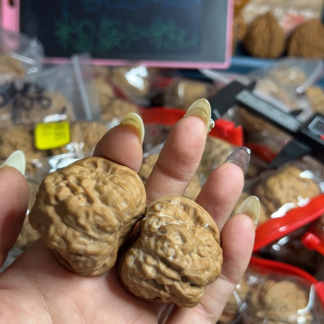 【闪购商品】桃核吊坠韩*