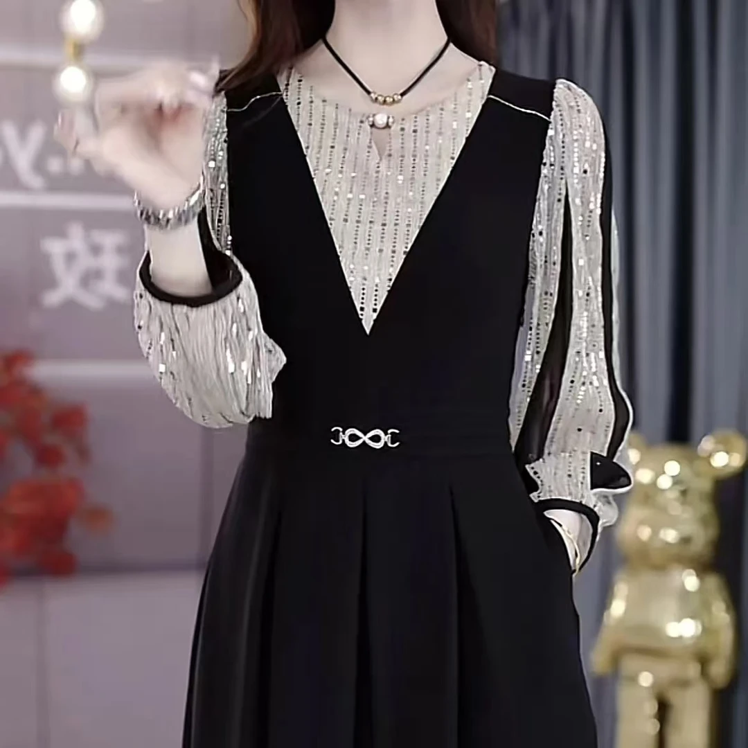 爆款2025秋季新款黑色拼接亮片高级时尚设计感洋气收腰显瘦连衣裙