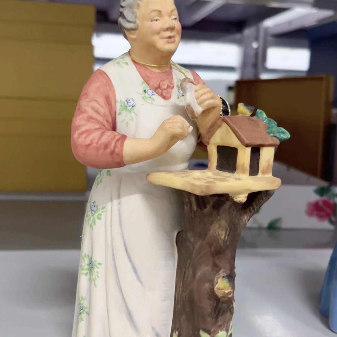 摆件摆件…………………………………………