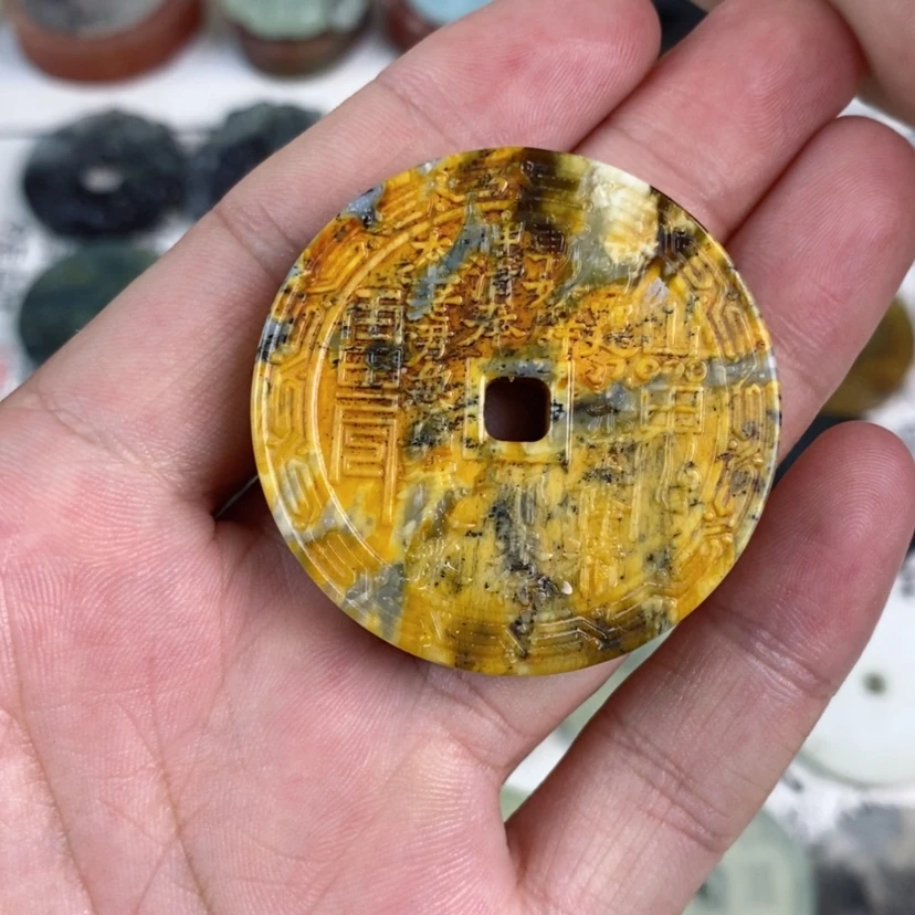 【闪购商品】岫玉颈饰未镶嵌岫玉山鬼花钱吊坠