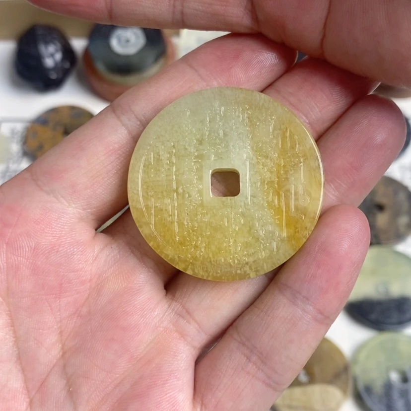 【闪购商品】岫玉颈饰未镶嵌岫玉山鬼花钱吊坠