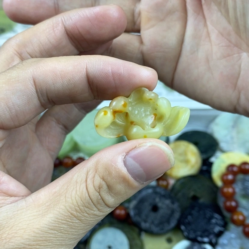 【闪购商品】岫玉颈饰未镶嵌岫玉花吊坠