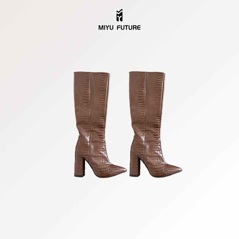 2024 秋冬MIYUFUTURE “鳄鱼靴”百搭时尚粗跟靴（跟高10cm）