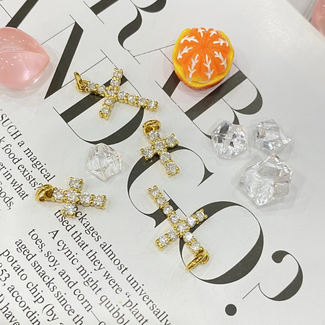 足金999黄金5G工艺时尚轻奢简约十字架镶嵌吊坠