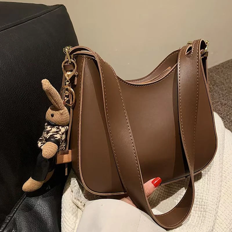 【贵妃】T2340 2025蛇年秋冬新款高级感时尚简约质感百搭单肩手提包