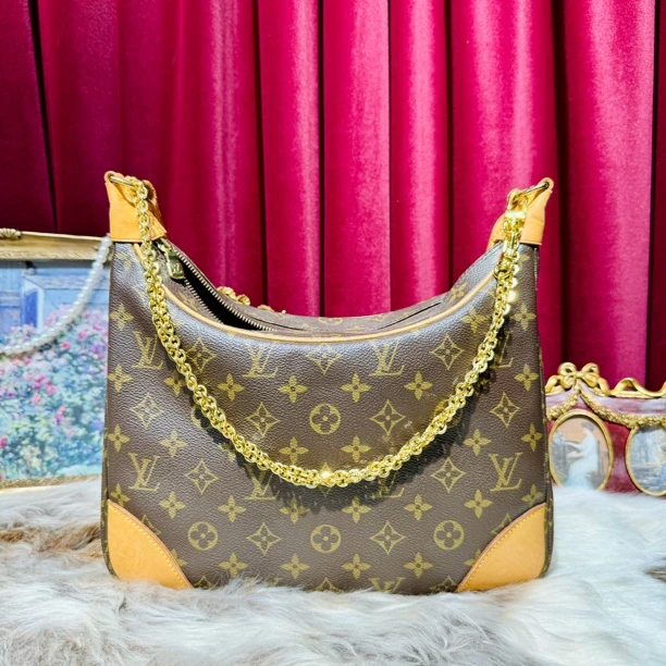 95新 LouisVuitton/路易威登 全原装中古小牛角，底长28厘米