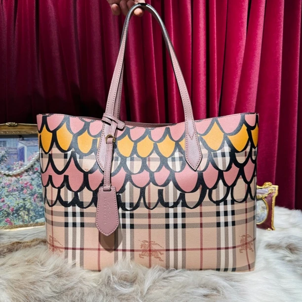 95新 BURBERRY/博柏利 全原装18年彩色限定托特包