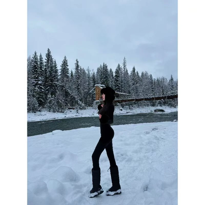 lele 2024新品弹力修身显瘦休闲瑜伽打底裤 24110363CK