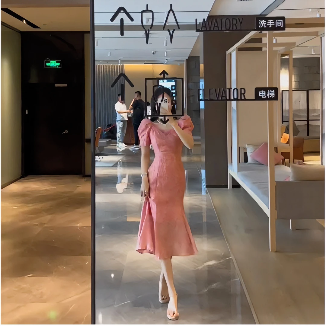 轻奢小香风高定设计款显瘦连衣裙夏季气质时尚包臀收腰010