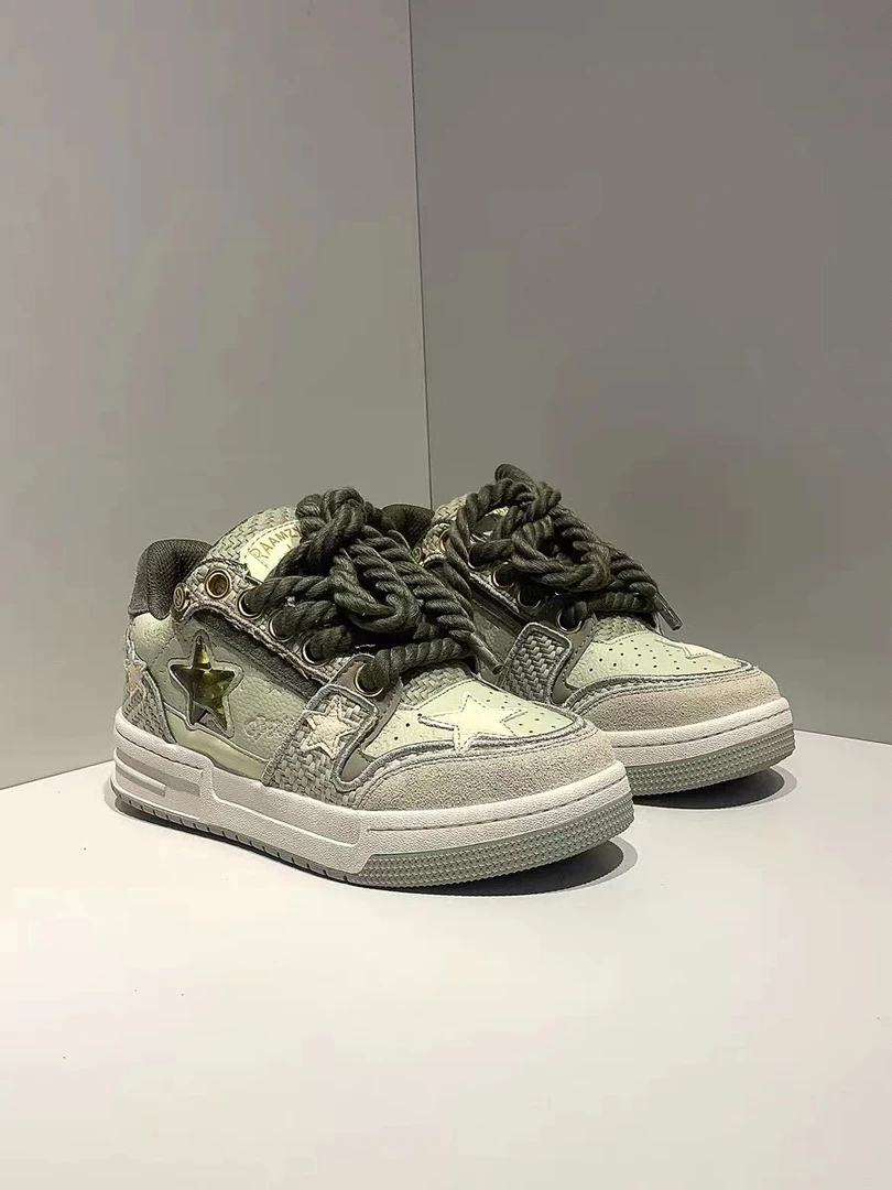 【Kemao】西湖龙井茶星星板鞋2023新款低帮小众设计高级感休闲鞋